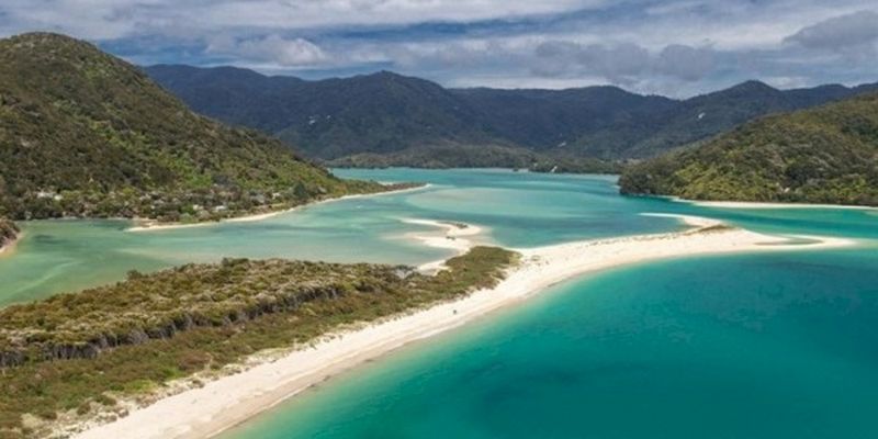 01Acquisto spiaggia con crowdfunding