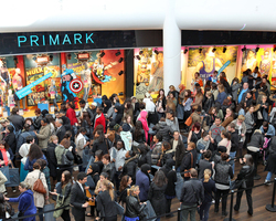 Primark20OParinor20crowd