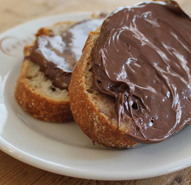 fetta-pane-e-nutella